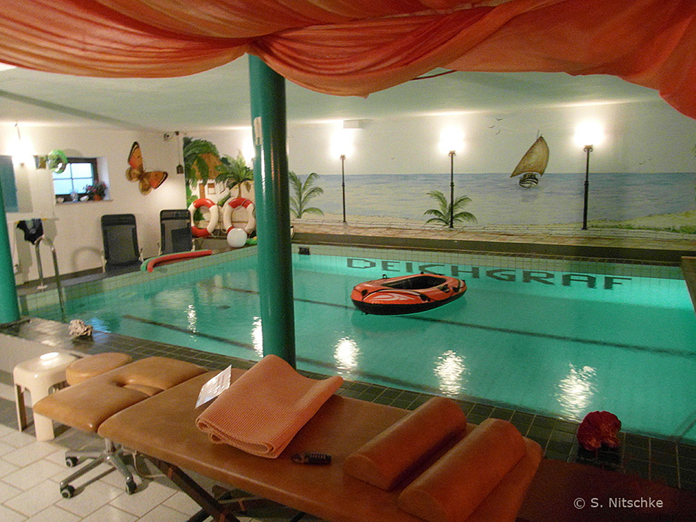 Schwimmbad - Pension Deichgraf