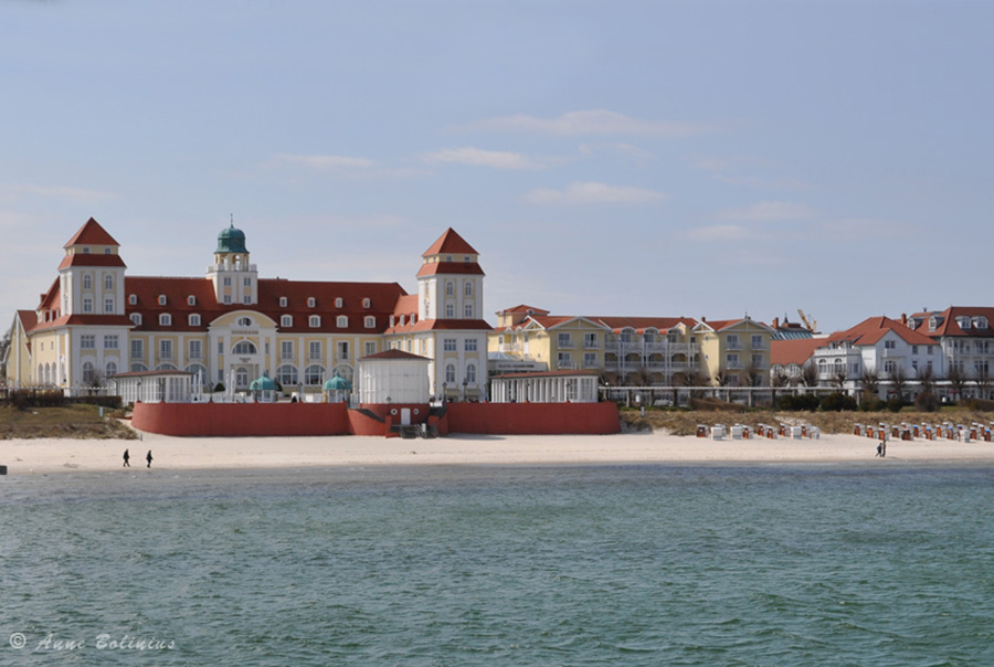 Blick aus dem Hafen Gager rüber zum Deichgraf